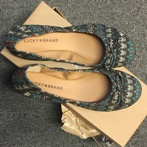 Lucky Brand Eadda Flat